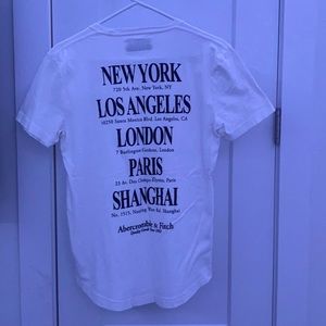 Abercrombie & Fitch tshirt size xs color-white